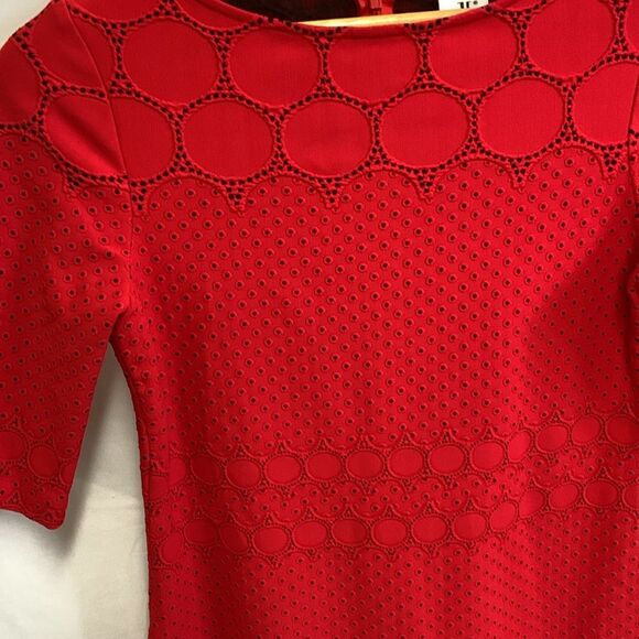 Julia Jordan Red Black Eyelet Elbow Sleeve Knee Length Bodycon Dress Size 4 - Picture 6 of 14